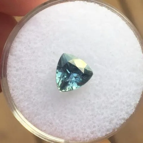 1.40 CT ALL NATURAL DARK BLUE TRILLION MT SAPPHIRE