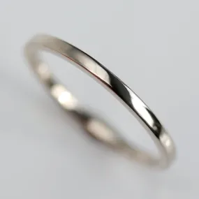 18k White Gold 1.5mm Square Band