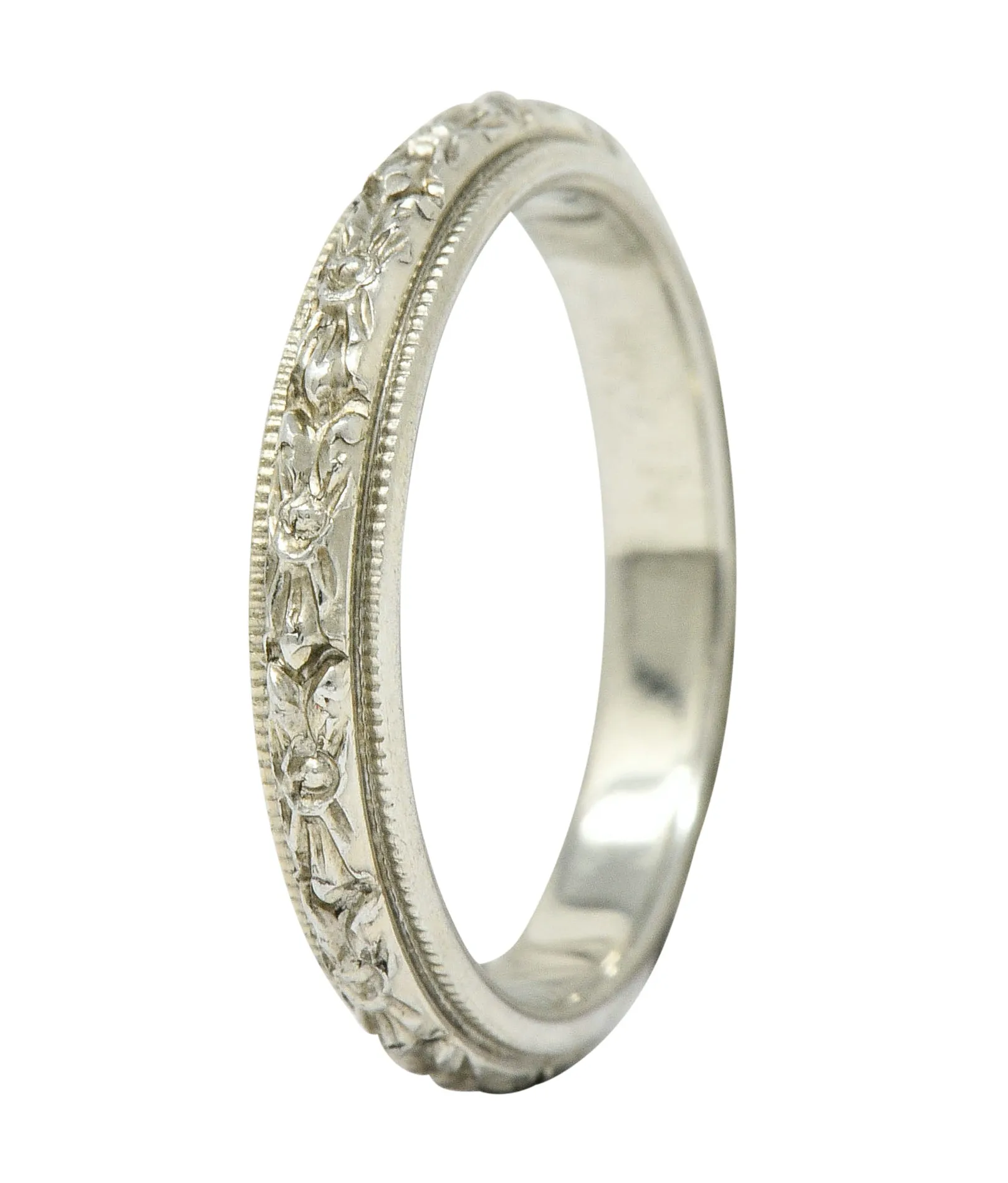 Art Deco 18 Karat White Gold Floral Band Ring