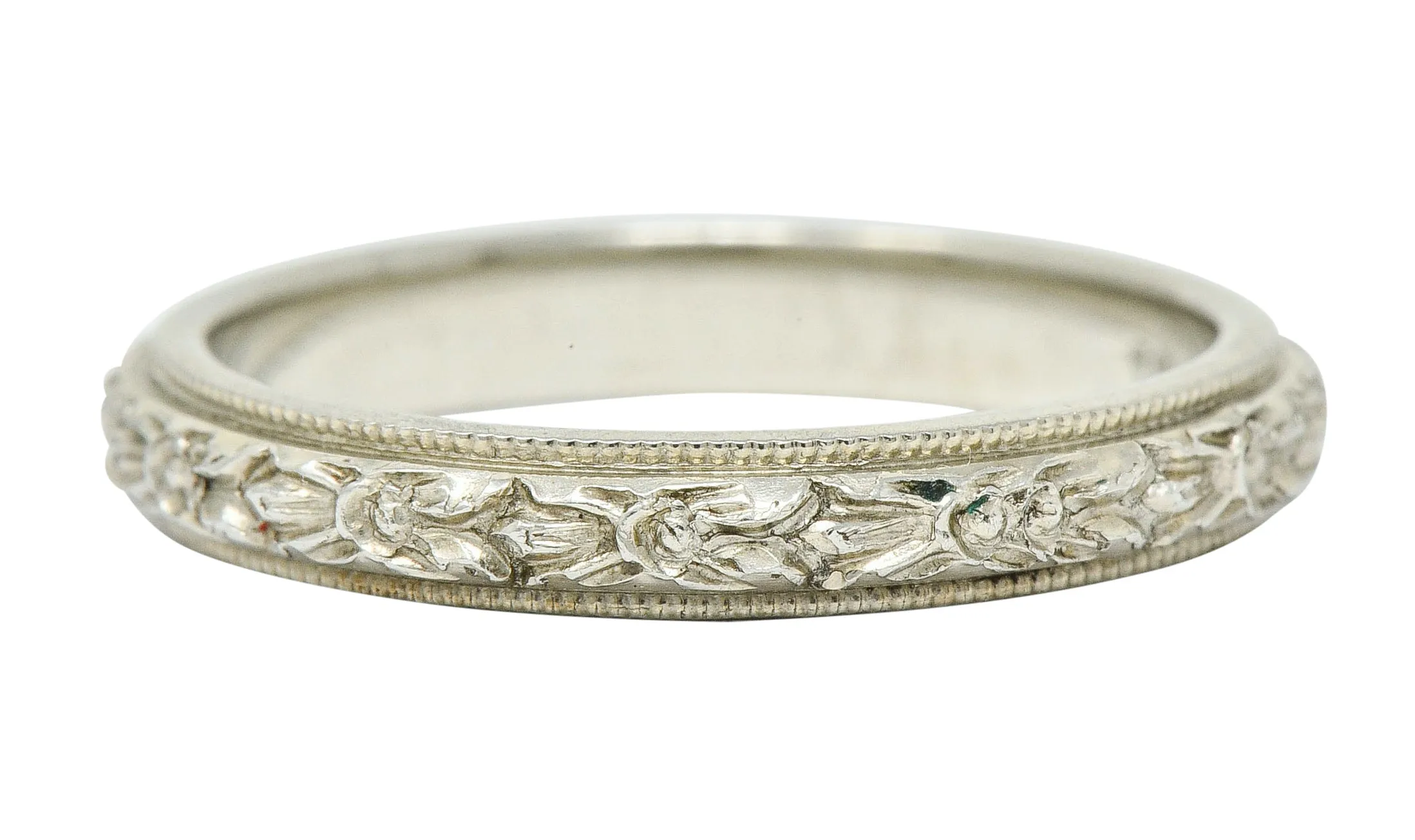 Art Deco 18 Karat White Gold Floral Band Ring