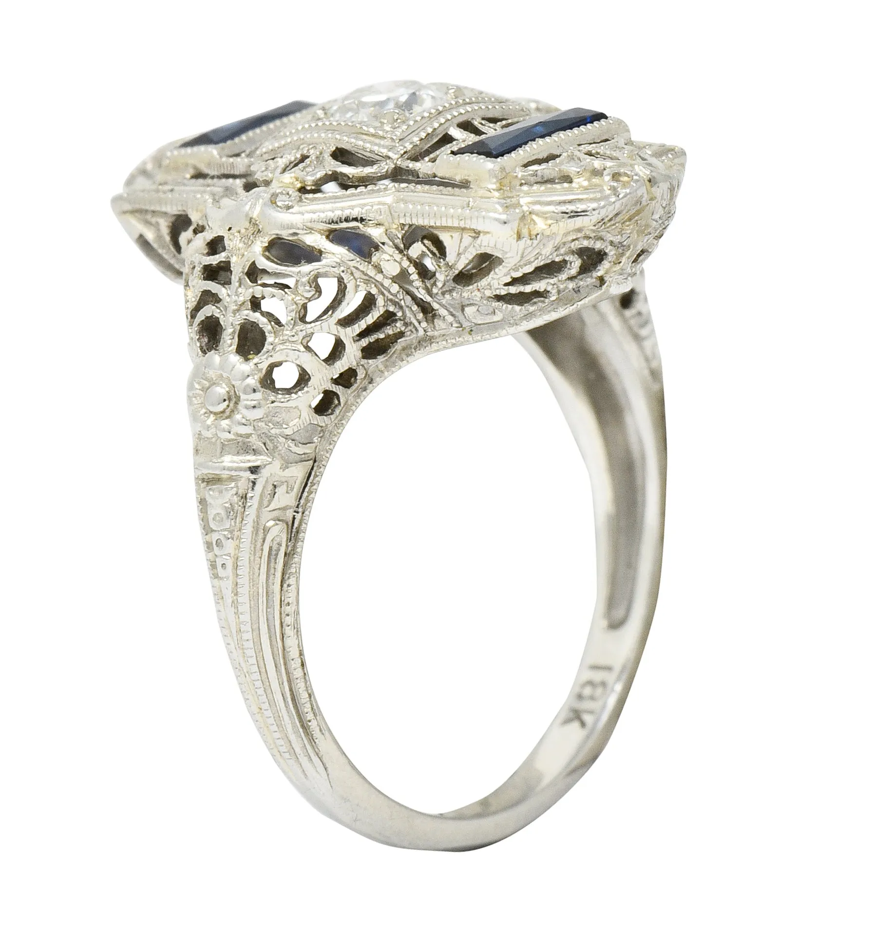 Art Deco Transitional Diamond 18 Karat White Gold Floral Dinner Ring