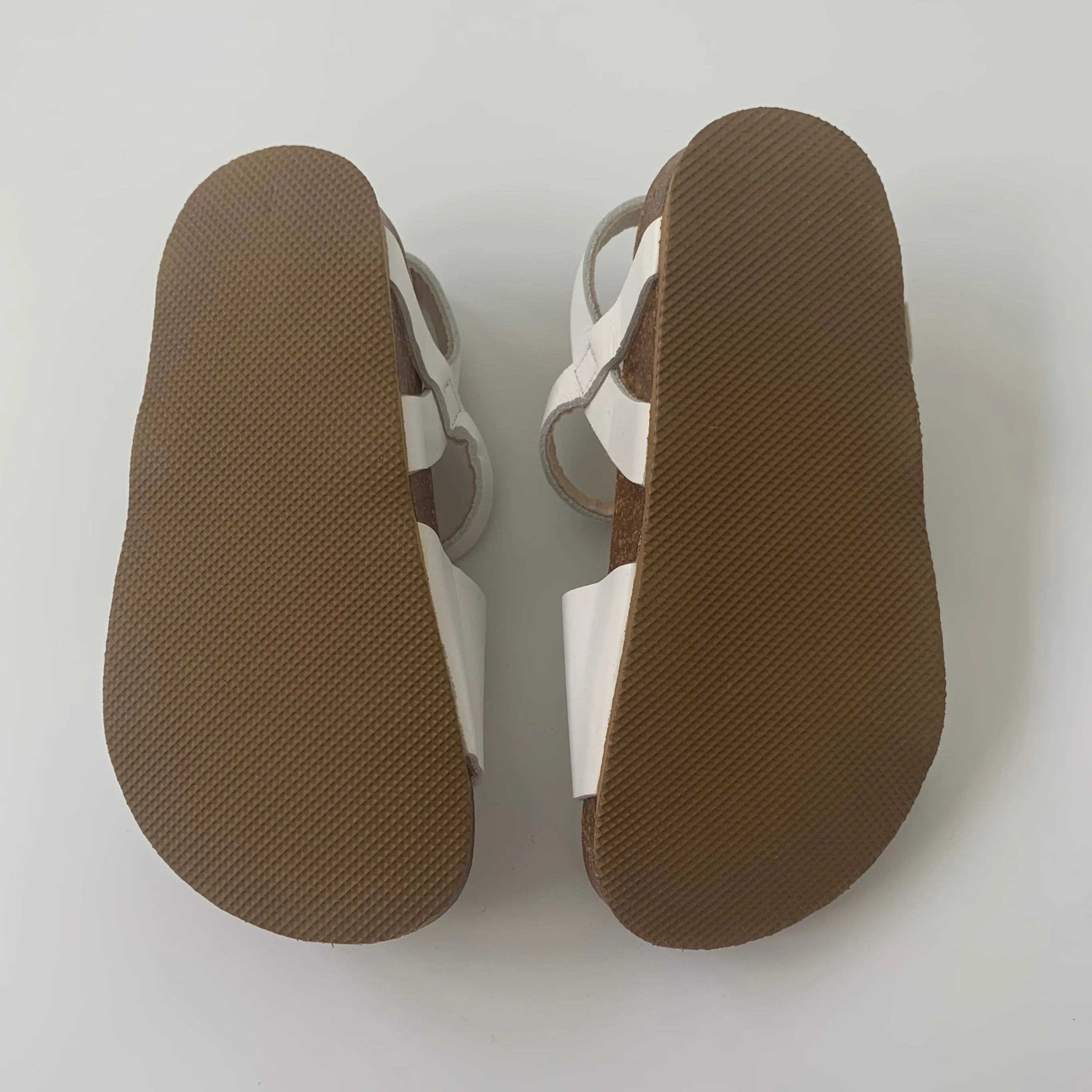 Bonpoint White Sandals: Size EU 27 (Brand New)