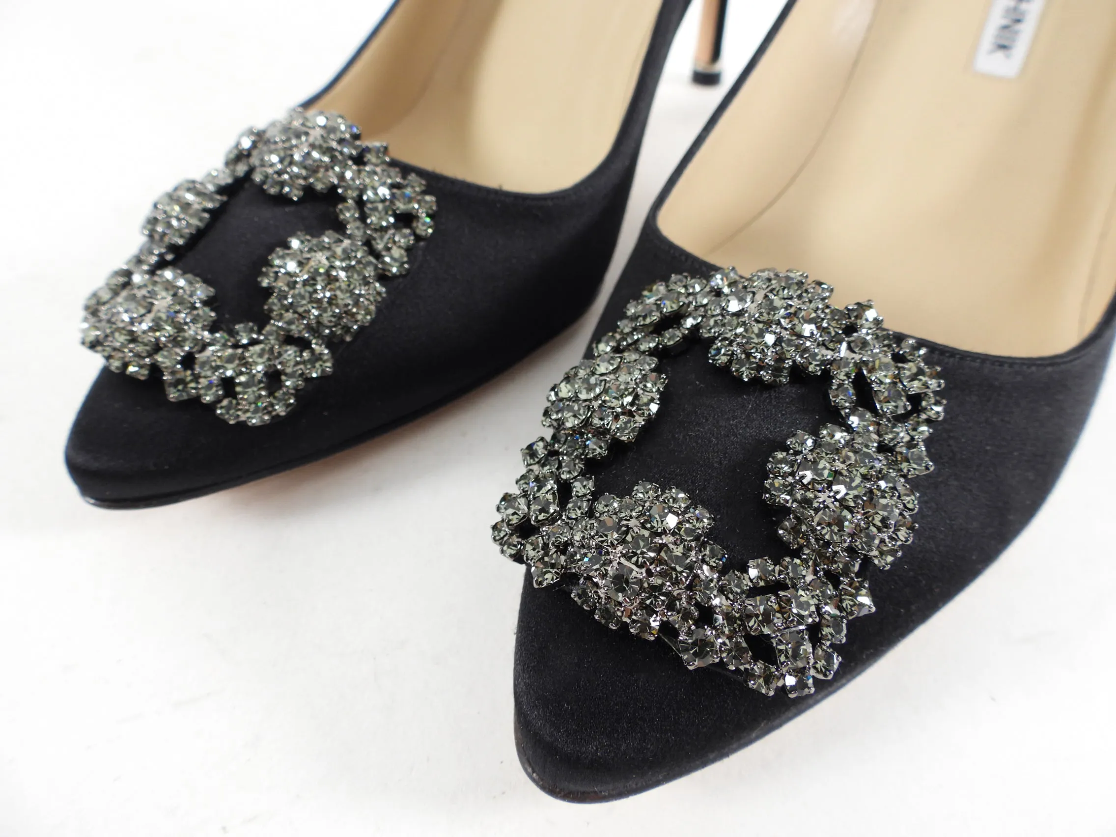 Manolo Blahnik Black Satin Hangisi Crystal 80mm Pumps - 38