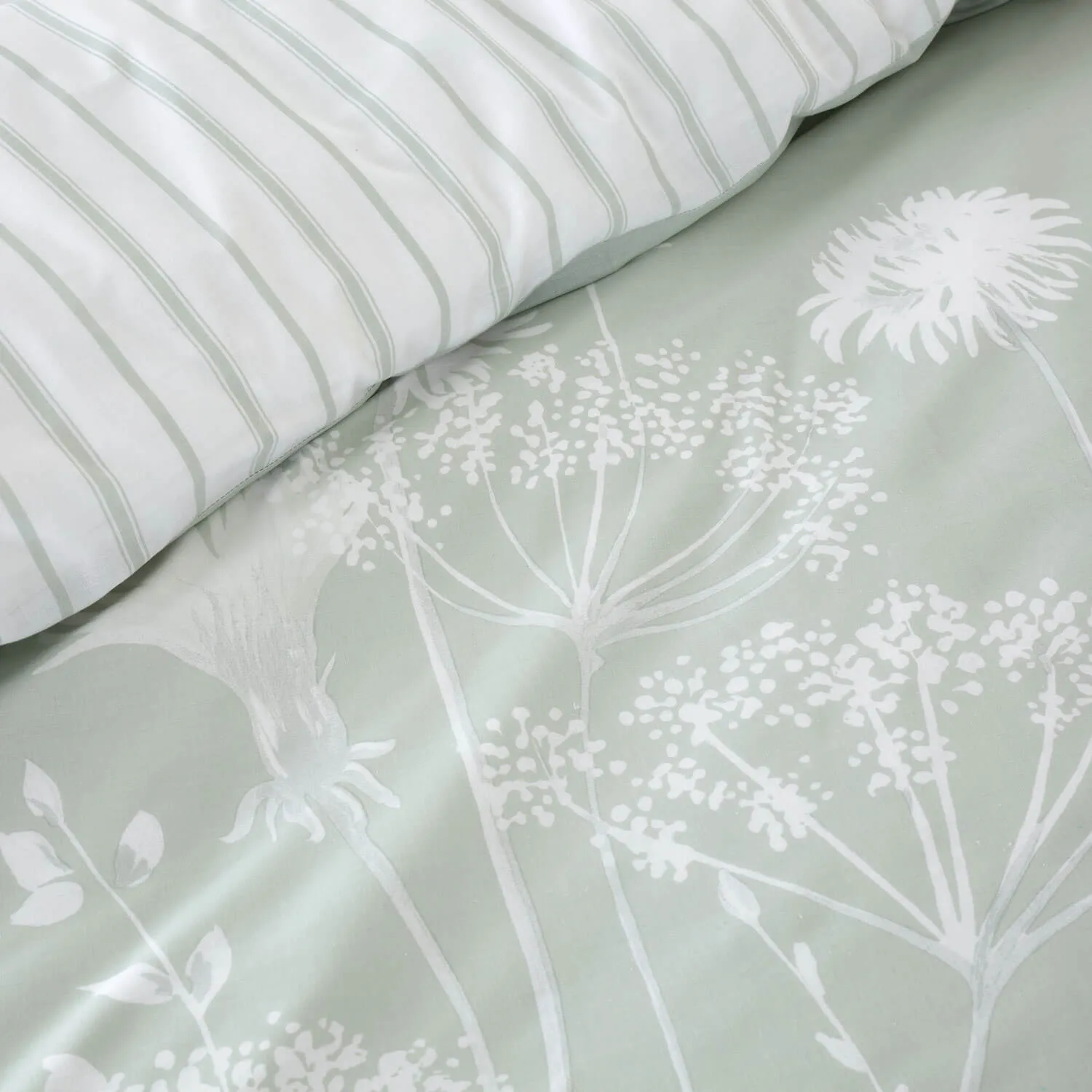 Meadowsweet Floral Duvet Cover Set - White/Green