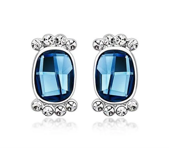 The blue crystal cinderella earring